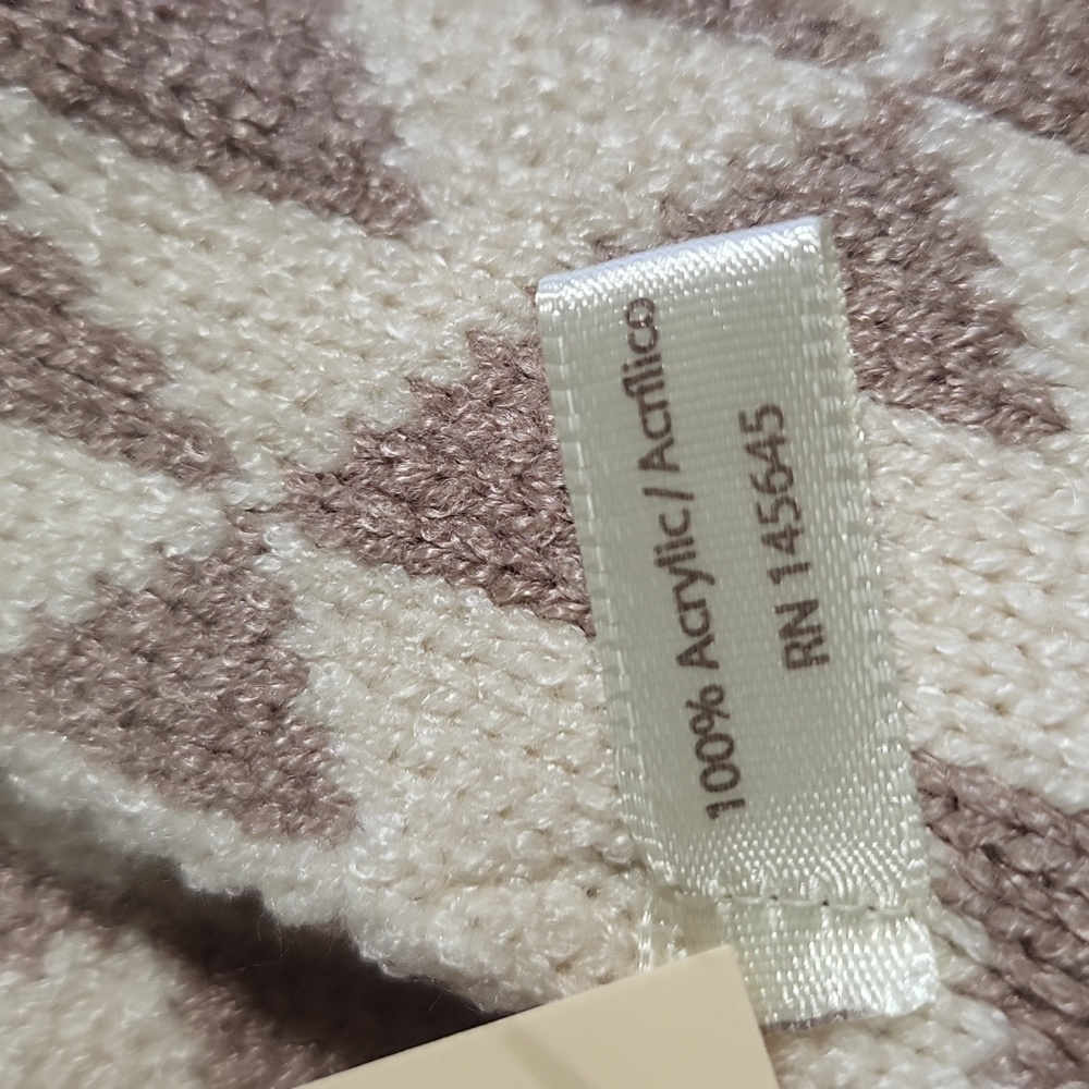 L.I.B. NEW YORK Taupe Cream Triange Pattern Knit Headwrap - Picture 4 of 5